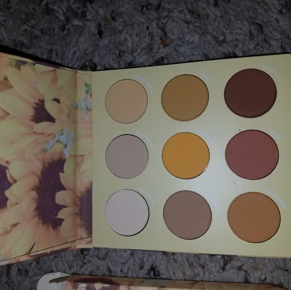 COLOURPOP lil ray of sunshine palette all matte mustard palette/ Brand new - Picture 2 of 3